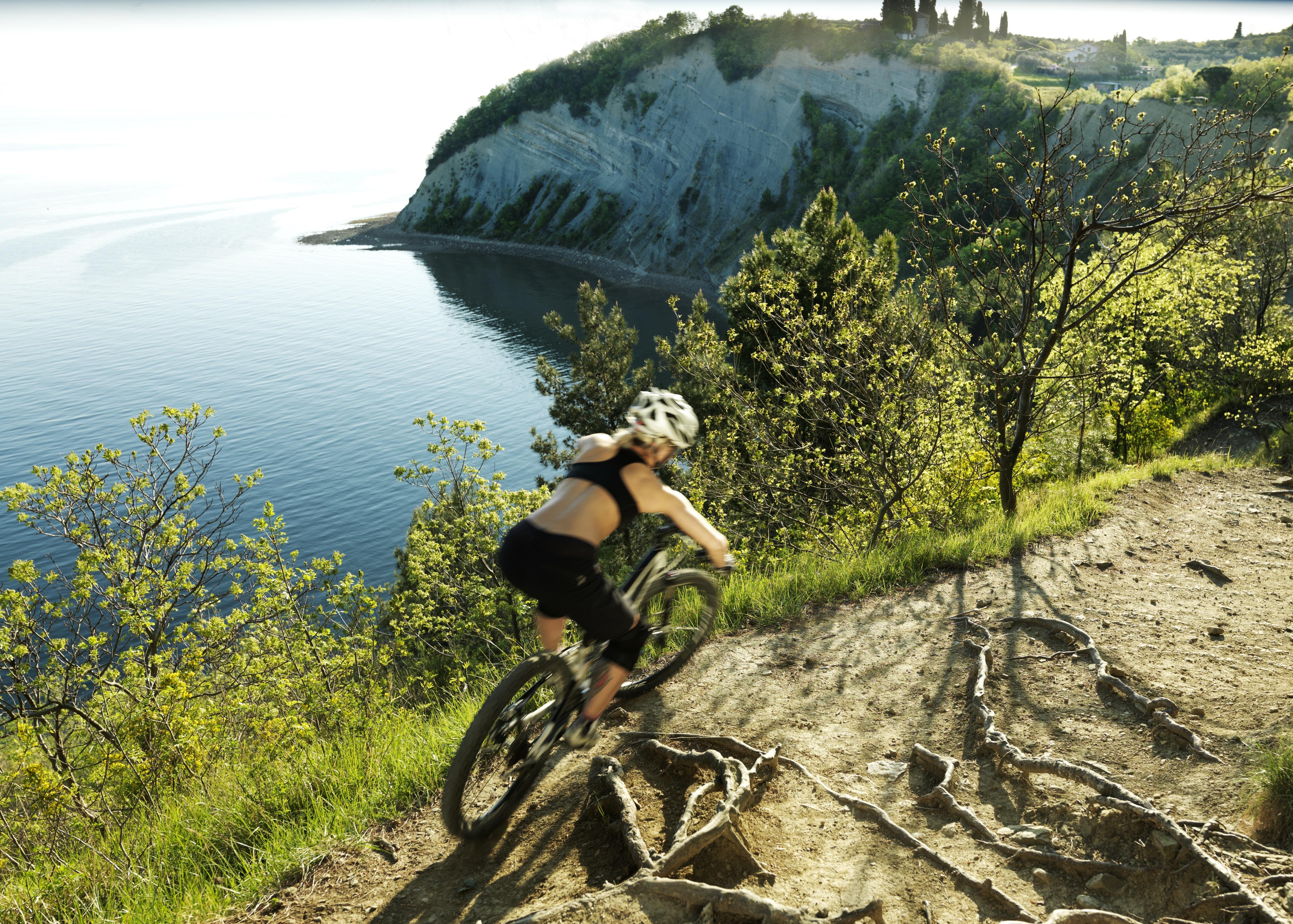 Hotel Slovenija - Terme & Wellness Lifeclass Portorož Eksteriør billede A mountain biker on the Bruce Trail